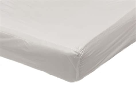 Available in fitted/contoured or full zippered designs that fit hospital and home beds (twin, full, queen, & king). Vinyl Mattress Protector