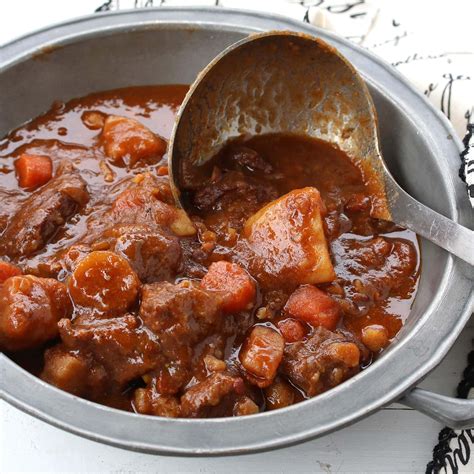 Traditional Beef And Guinness Stew The Daring Gourmet