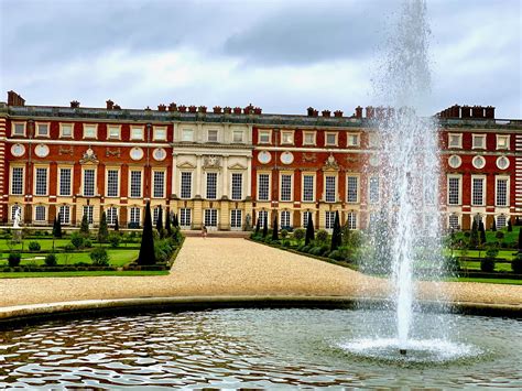 Seven Things You Need To Know About Hampton Court Palace British