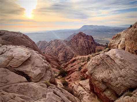 Red Rock Canyon Near Las Vegas Is All Sorts Of Beautiful Rpics