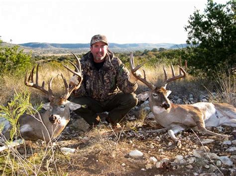 Whitetail Deer Hunting 18000 Acres In Texas 60 Species Ox Ranch