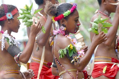 Cruise Ship Tour Of Papua New Guinea To Cairns 12 Nights 2021