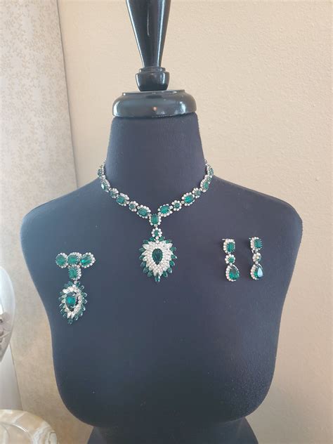 Vintage Kramer Of New York Emerald Green Rhinestone Necklace And Etsy