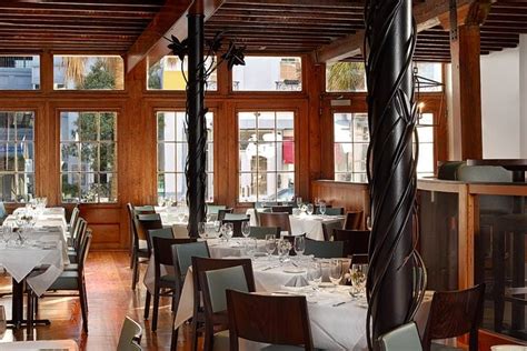 Jun 27, 2021 · brasserie la banque is a neighborhood french restaurant situated in historic downtown charleston, sc. Peninsula Grill - King Street Historic District ...