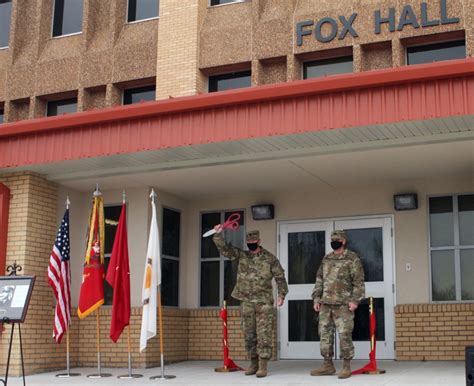 Renovated Starship Opens As 1 22nd Field Artillery Headquarters At