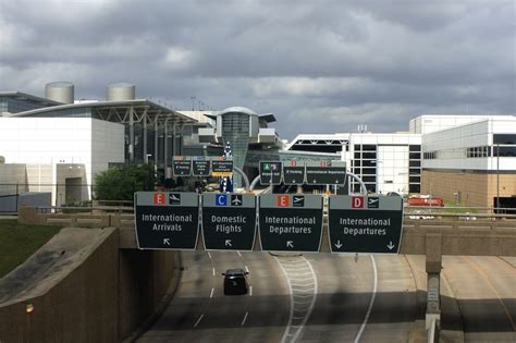 7 Largest Airports In The World