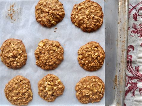 I love oatmeal cookies and need to make them more often. Apple Oatmeal Cookies Recipe | Serious Eats