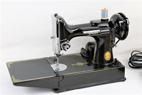 Singer 221 Featherweight Sewing Machine Singer Featherweight