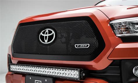 2018 2020 Toyota Tacoma Upper Class Series Main Grille Insert