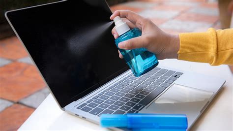Tipps Zur Reinigung Und Pflege Ihres Laptops Digitaltechworld