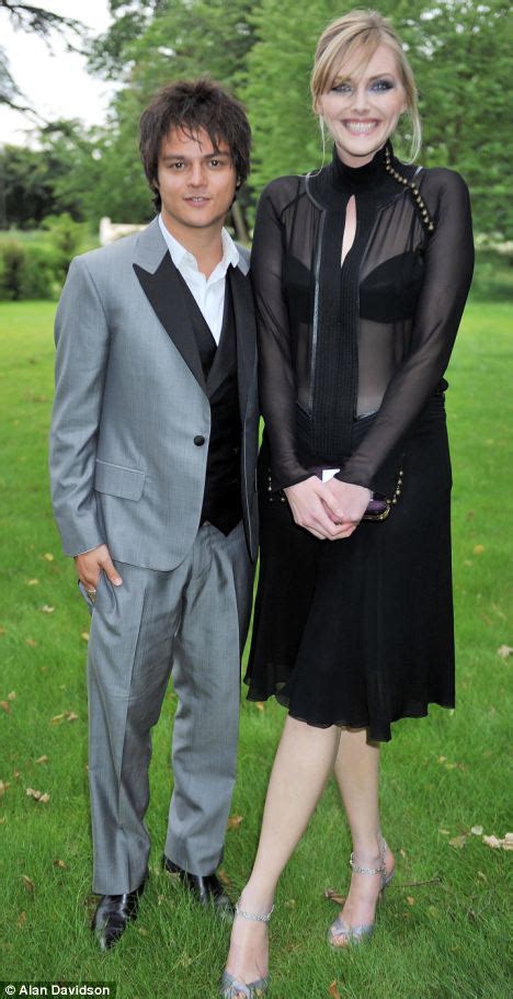 Love Reaches New Heights As Singer Jamie Cullum Weds Model Sophie Dahl