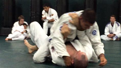 Rener Gracie Rolling With Tomas Grinkevicius Youtube
