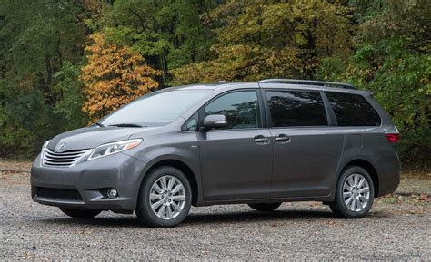 2017 Toyota Sienna Awd Test Review Car And Driver