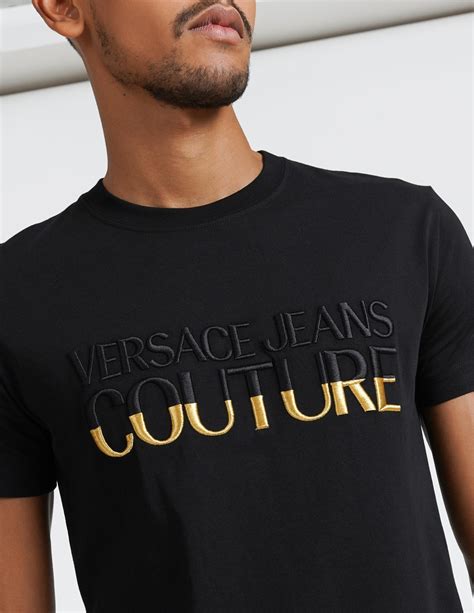 Camiseta con logo bordado de Versace Jeans Couture FW20/21 ...
