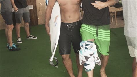 Medinas Bad Knee Wont Stop Him World Surf League