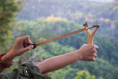 How To Choose And Use The Right Slingshot For Survival