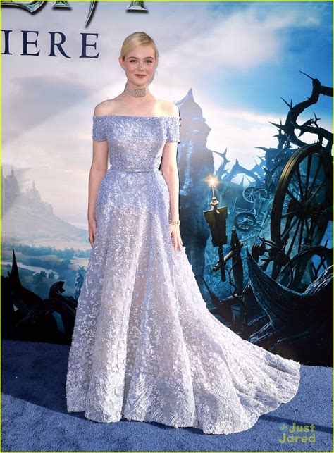 Elle Fanning Looks Like A Dream At Maleficent Hollywood Premiere Photo 680483 Photo