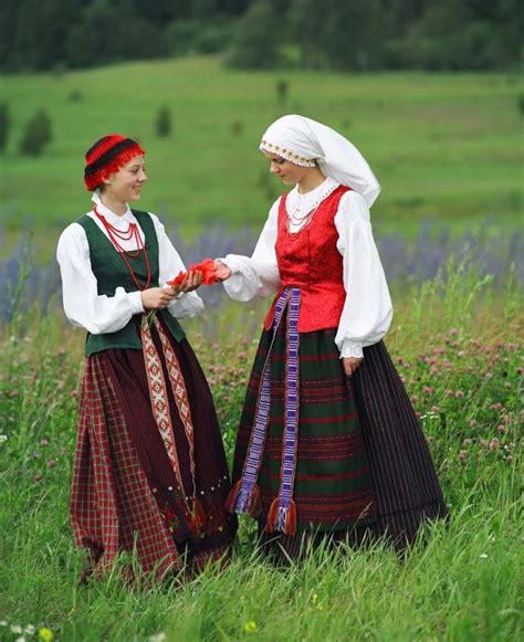 Lithuanian Traditional Clothes Traditional Outfits Folk Clothing History Fashion