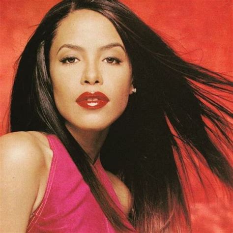 Aaliyah Black Women Performance Princess Movie Posters Outfits