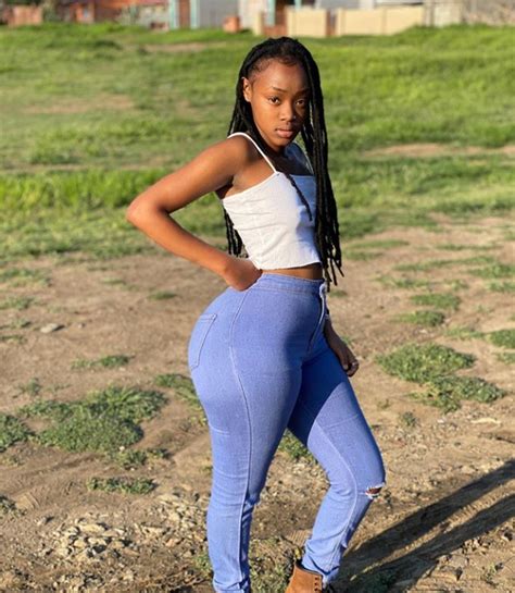 meet andiswa selepe 16 year old south african model with the curves of an adult celebrities