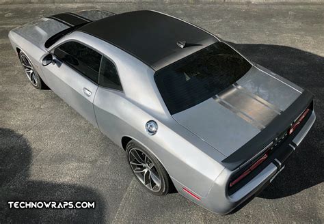 Dodge Challenger Racing Stripes And Roof Wrap In Carbon Fibe Flickr