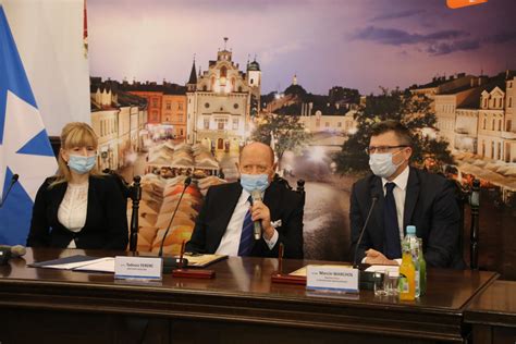 Również okolica akceptujemy bon turystyczny. Rzeszów przejmie Zamek Lubomirskich - MuzeOn