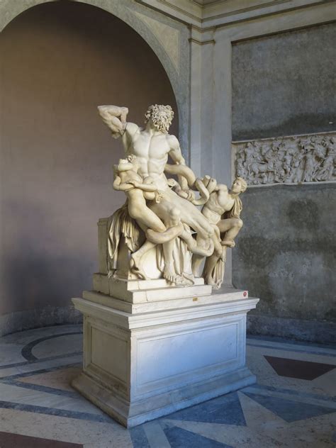 Laocoon Of Troy And His Sons Attacked By Snakes Italian Sculpture