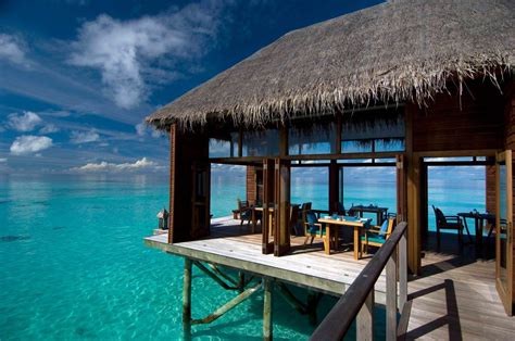 The Worlds Best Overwater Bungalows Overwater Bungalows Beautiful