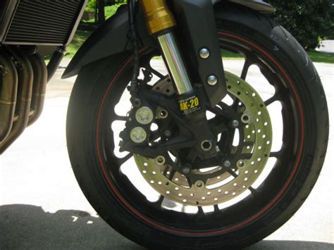 With the increased confidence from the suspension, i was able to use. The Ultimate Yamaha FZ-09 w/ full Traxxion Dynamics ...