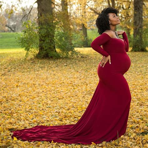 Plus Size Maternity Photo Shoot Set A Trend With These Couple