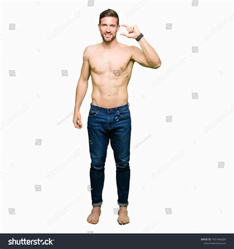 Handsome Shirtless Man Showing Nude Chest Foto Stock Shutterstock