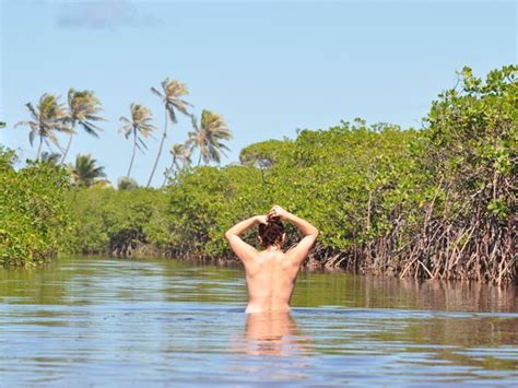 TV PELO ESPECTADOR Adepta do naturismo dá dicas sobre as praias nudistas oficiais do país