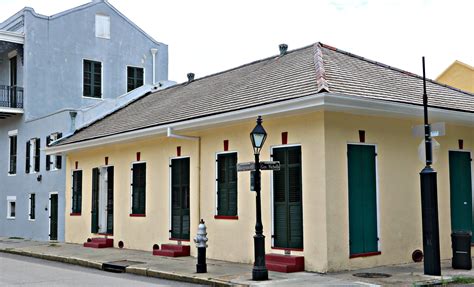 Creole Cottages Homes In The French Quater Of New Orleans Creole