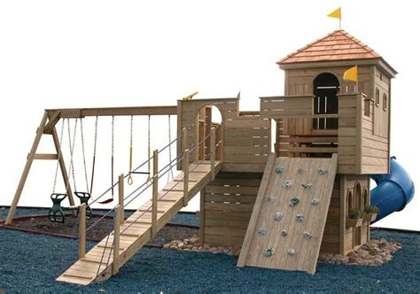 Beautiful wooden castle toy plans. Whoa, thats quite a deal, I'd like it better if the swingset part looked twice… … | Pinteres…