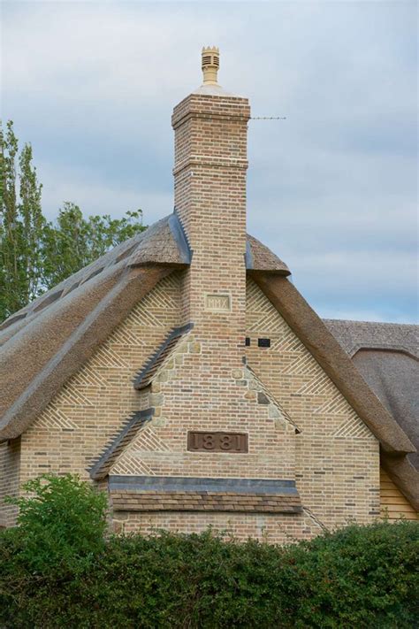 A Guide To Chimneys Homebuilding And Renovating Thatched Cottage