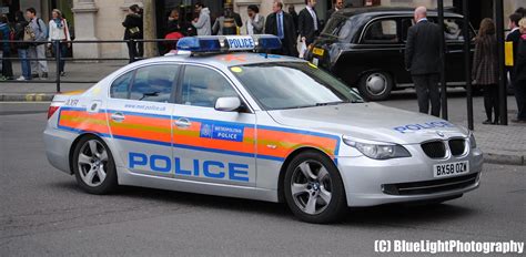 Metropolitan Police Bmw 525d Armed Response Vehicle Axr Flickr