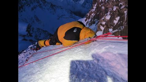 Sherpas Save Climbers From Death In Heroic Rescue On Everest Youtube