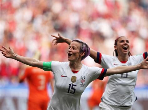 Us Womens Soccer Team Wins World Cup Title For A Fourth Time 885 Wfdd