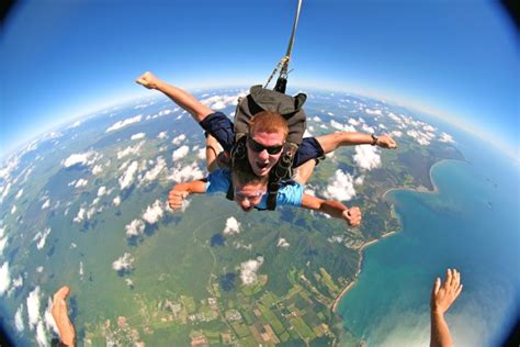 Tandem Skydiving Tours Cairns Skydiving Tours Skydive Bungy Jumping
