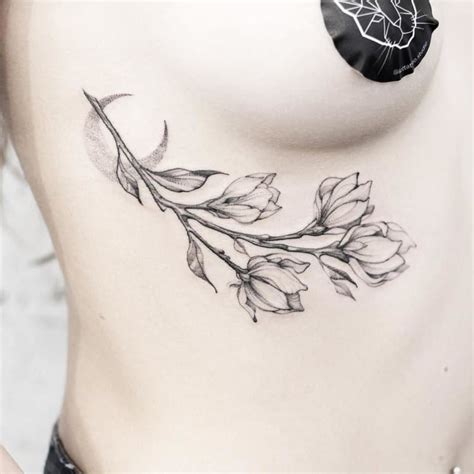 Tatuajes De Pecho Ideas Interesantes De Tatuajes De Pecho Para Mujeres Modernas