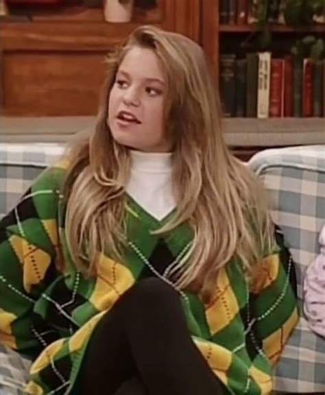Dj Tanner 90s Outfit
