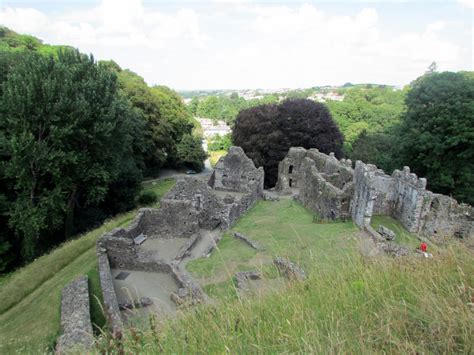 12 Incredible Castles In Devon And Cornwall Uk