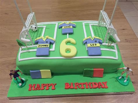 This spot, created by lowe pirella fronzoni for toilet paper foxy, has a cinematic style, classy. Gaelic football cake | Football cake, Cake designs, Cake
