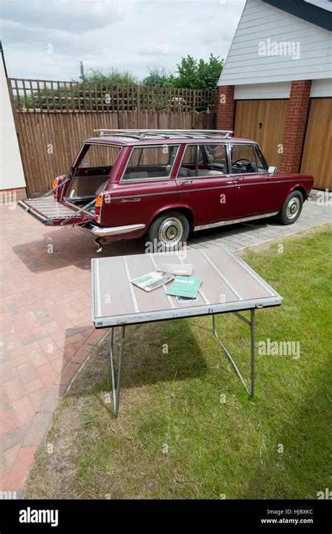 1966 Simca 1500 Classic French Estate Car Boot Floor Picnic Table