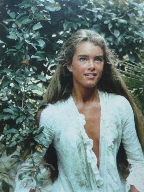 Brooke Shields•• When Still Gorgeously Feminine Not Manly As Now At