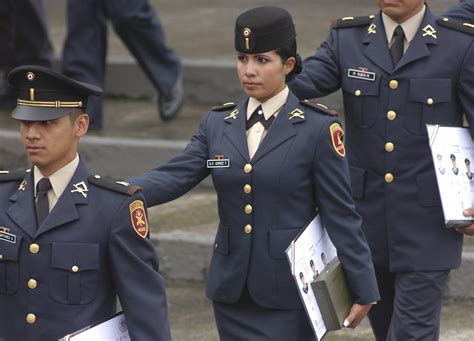 Inician Mil 92 Cadetes Estudios De Licenciatura En Escuelas Militares