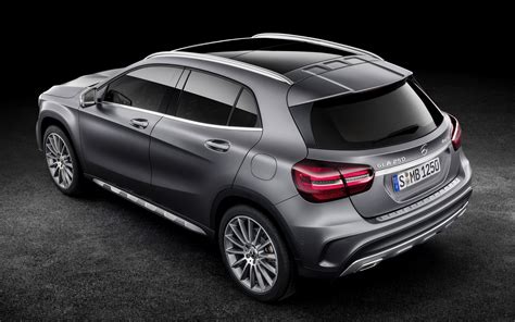 2017 Mercedes Benz Gla Class Amg Line Wallpapers And Hd Images Car