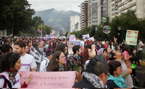 MOVIMIENTOS SOCIALES DEL ECUADOR Marcha De Las Putas Ecuador Jose