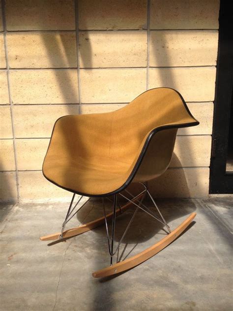 Sale vintage eames ec428 operational from housing authority. Reserved: Vintage Herman Miller Eames shell armchair with ...