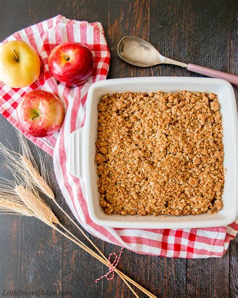 This Quick And Easy Apple Crumble Is Delicious Warm And Comforting Filled With Tender Baked